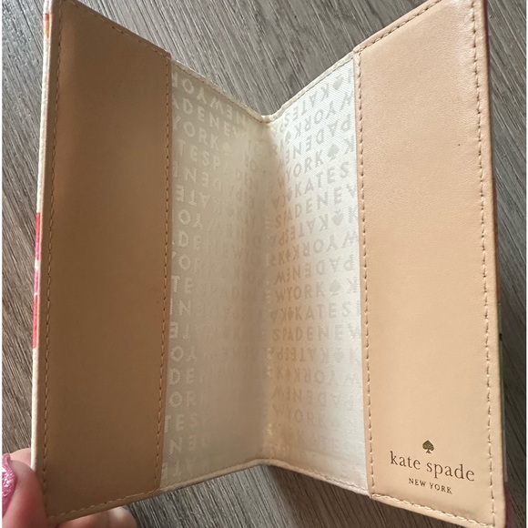 Kate Spade Passport Cover - Picture 3 of 3